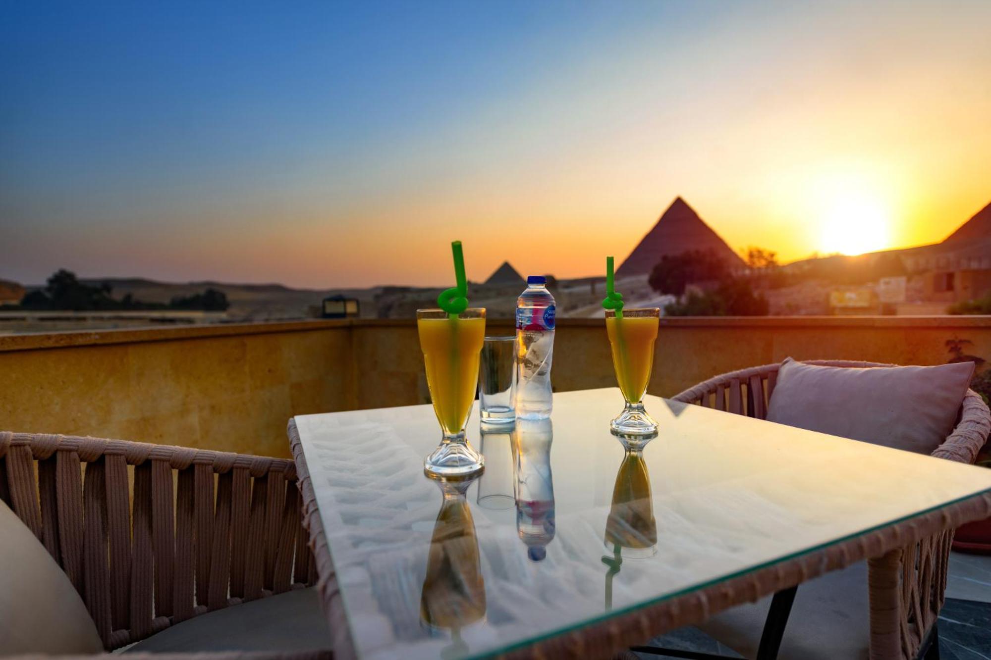The Gate Hotel Front Pyramids & Sphinx View Kafrat al Jabal Екстер'єр фото