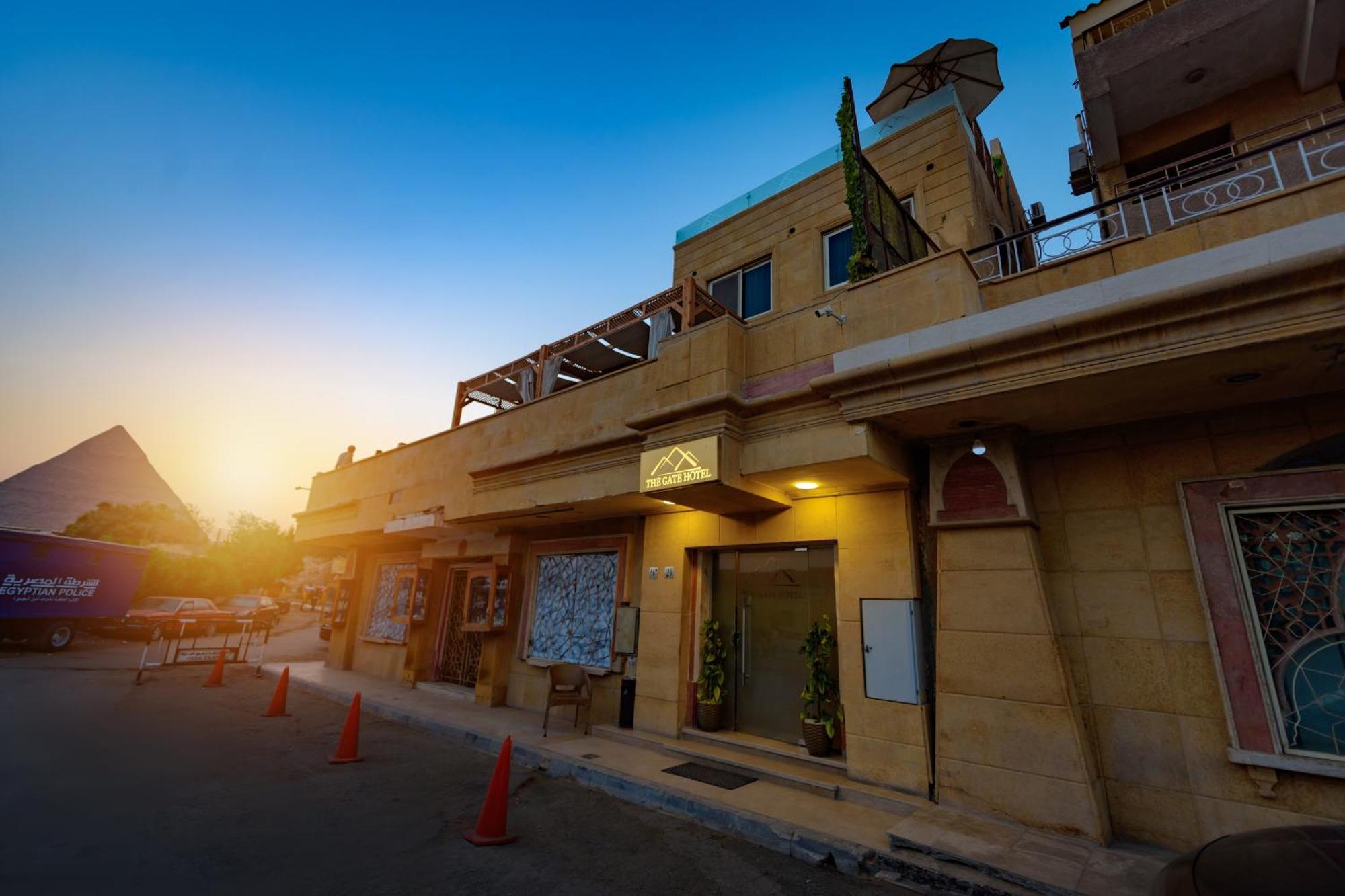 The Gate Hotel Front Pyramids & Sphinx View Kafrat al Jabal Екстер'єр фото