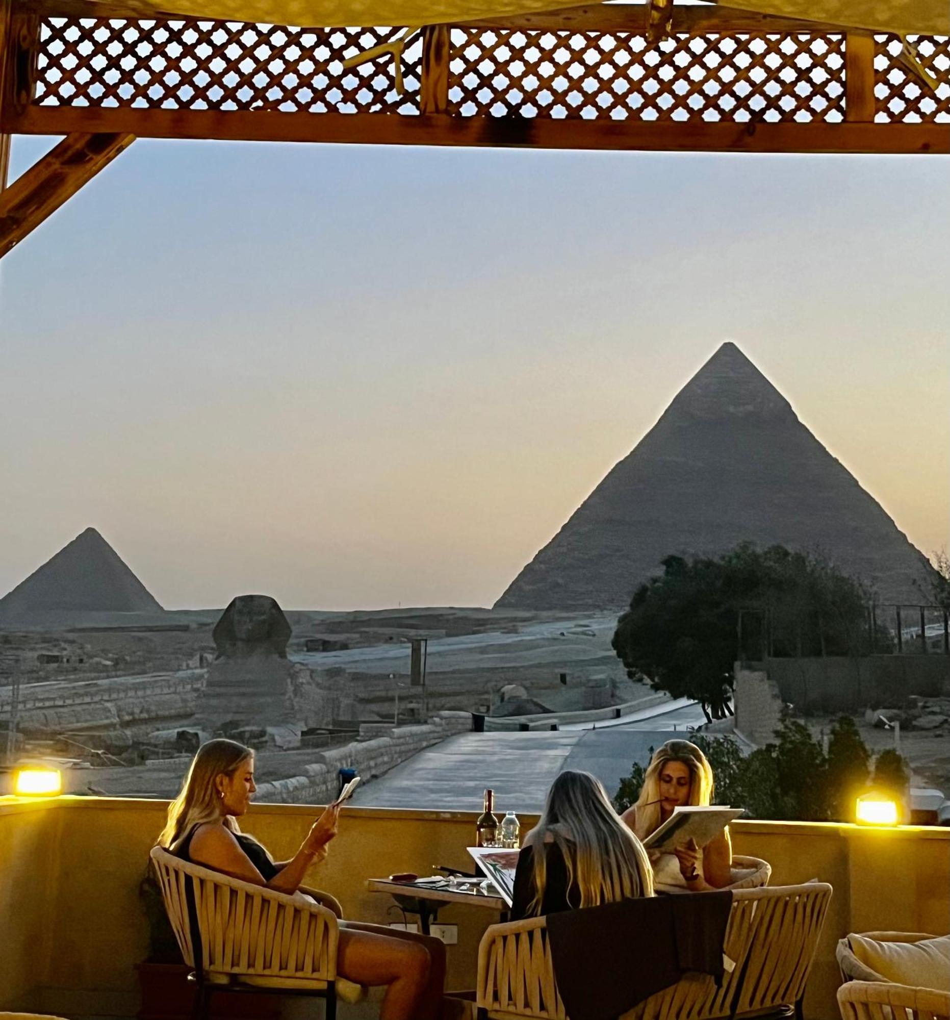 The Gate Hotel Front Pyramids & Sphinx View Kafrat al Jabal Екстер'єр фото